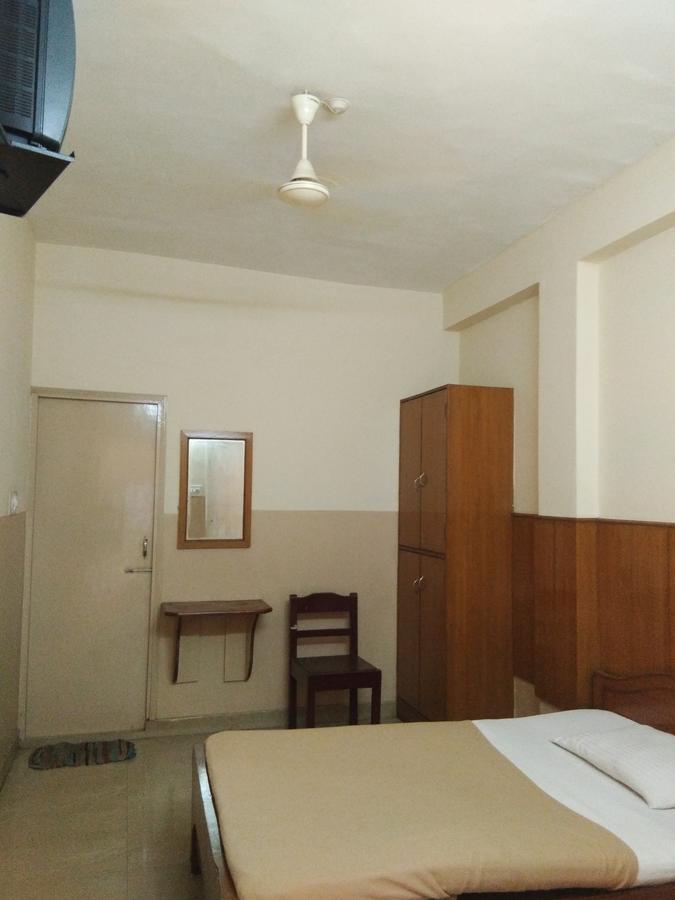 Veekay Tourist Home Bangalore Ngoại thất bức ảnh