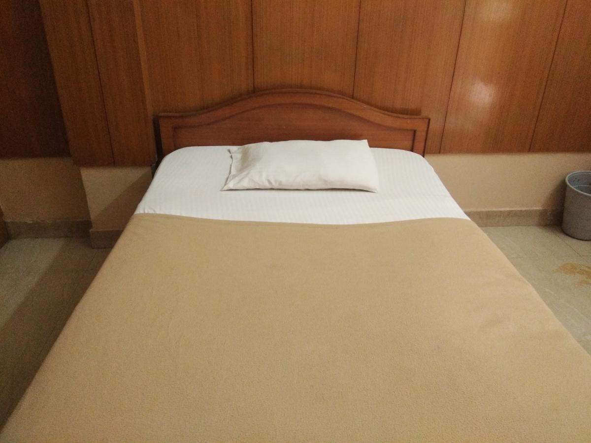 Veekay Tourist Home Bangalore Ngoại thất bức ảnh