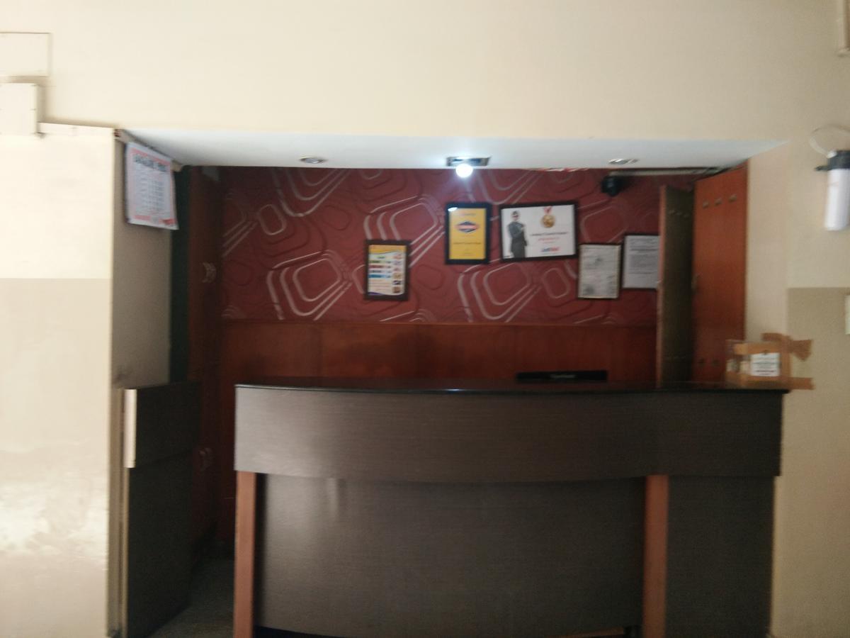 Veekay Tourist Home Bangalore Ngoại thất bức ảnh